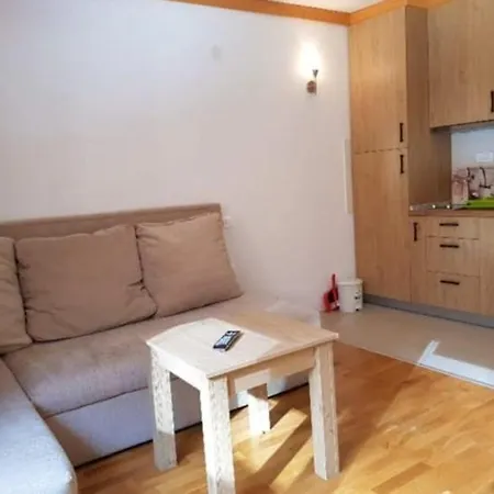 Apartment Vucko Studio Apartman *